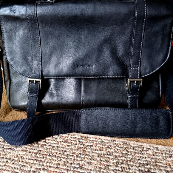 Samsonite Shoulder Bag